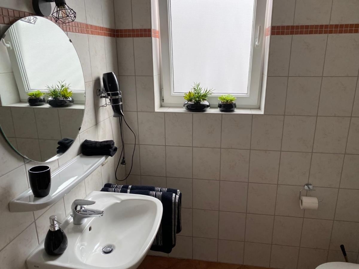 Ferienwohnungen Park Cafe Am Kurpark Bernkastel-Kues Bagian luar foto
