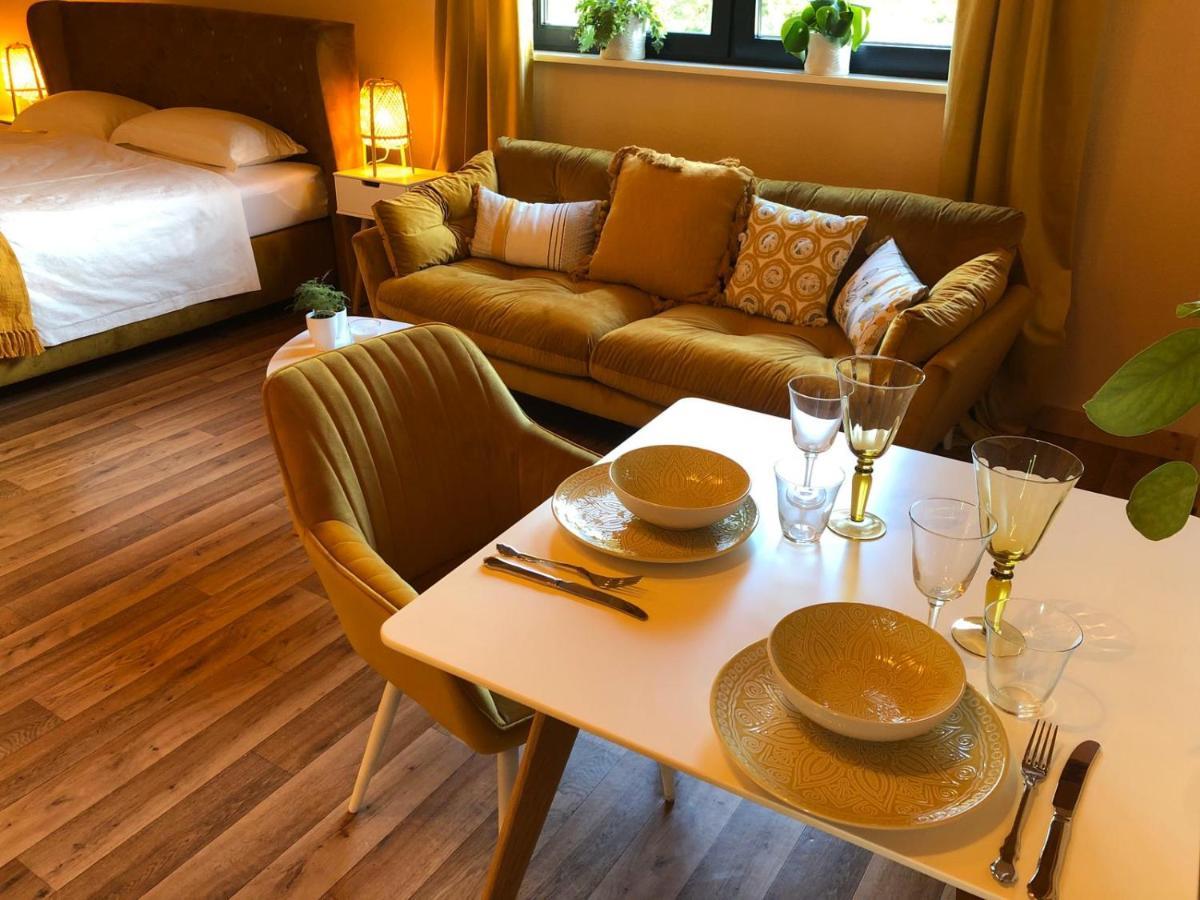 Ferienwohnungen Park Cafe Am Kurpark Bernkastel-Kues Bagian luar foto